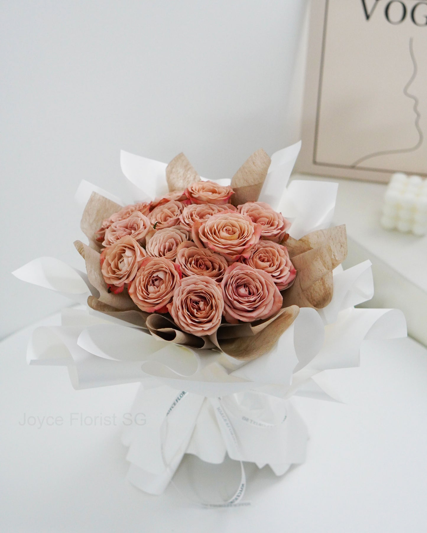 19 Rose Flower Bouquet - Vintage Love