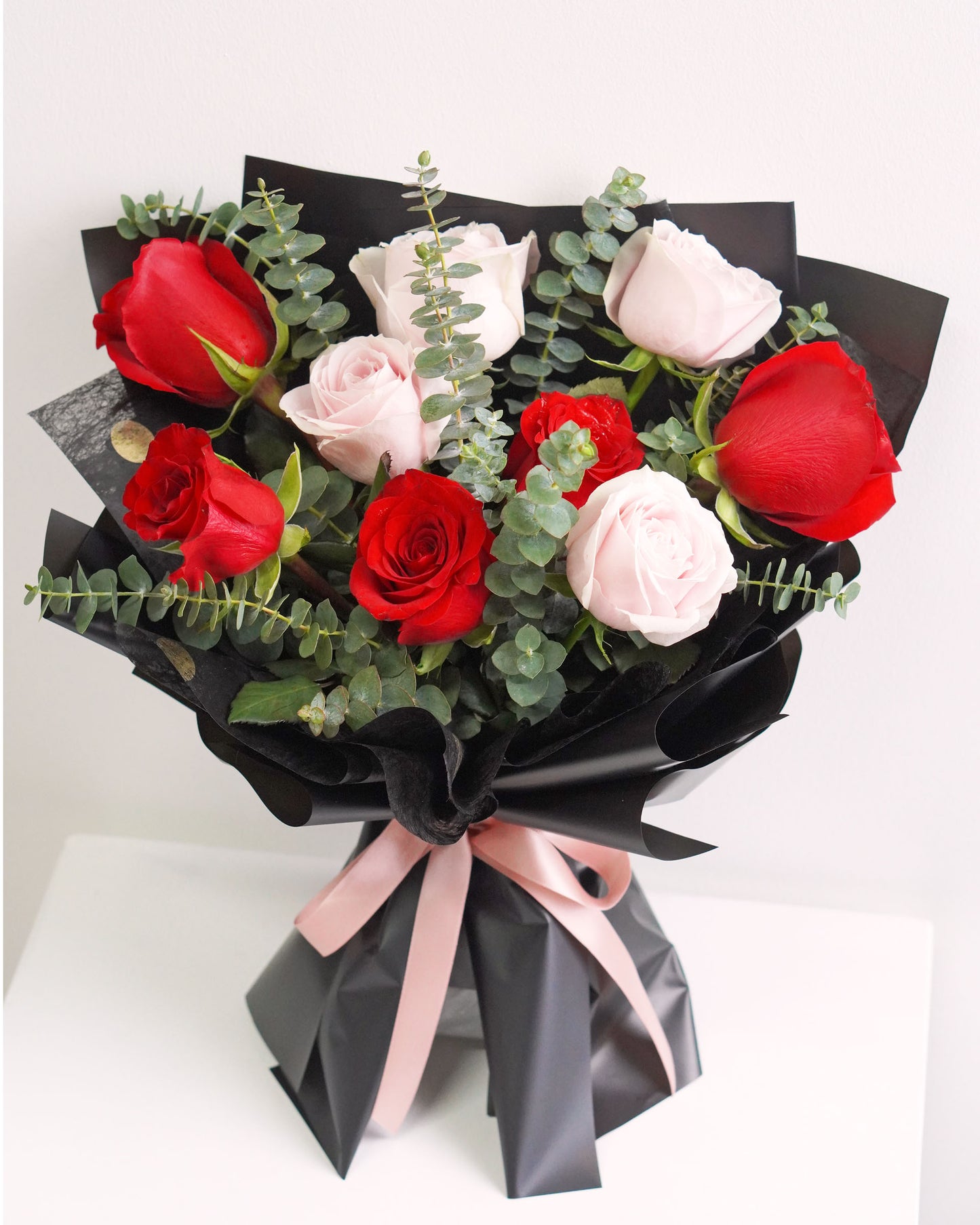 Rose Flower Bouquet - Give Me Love