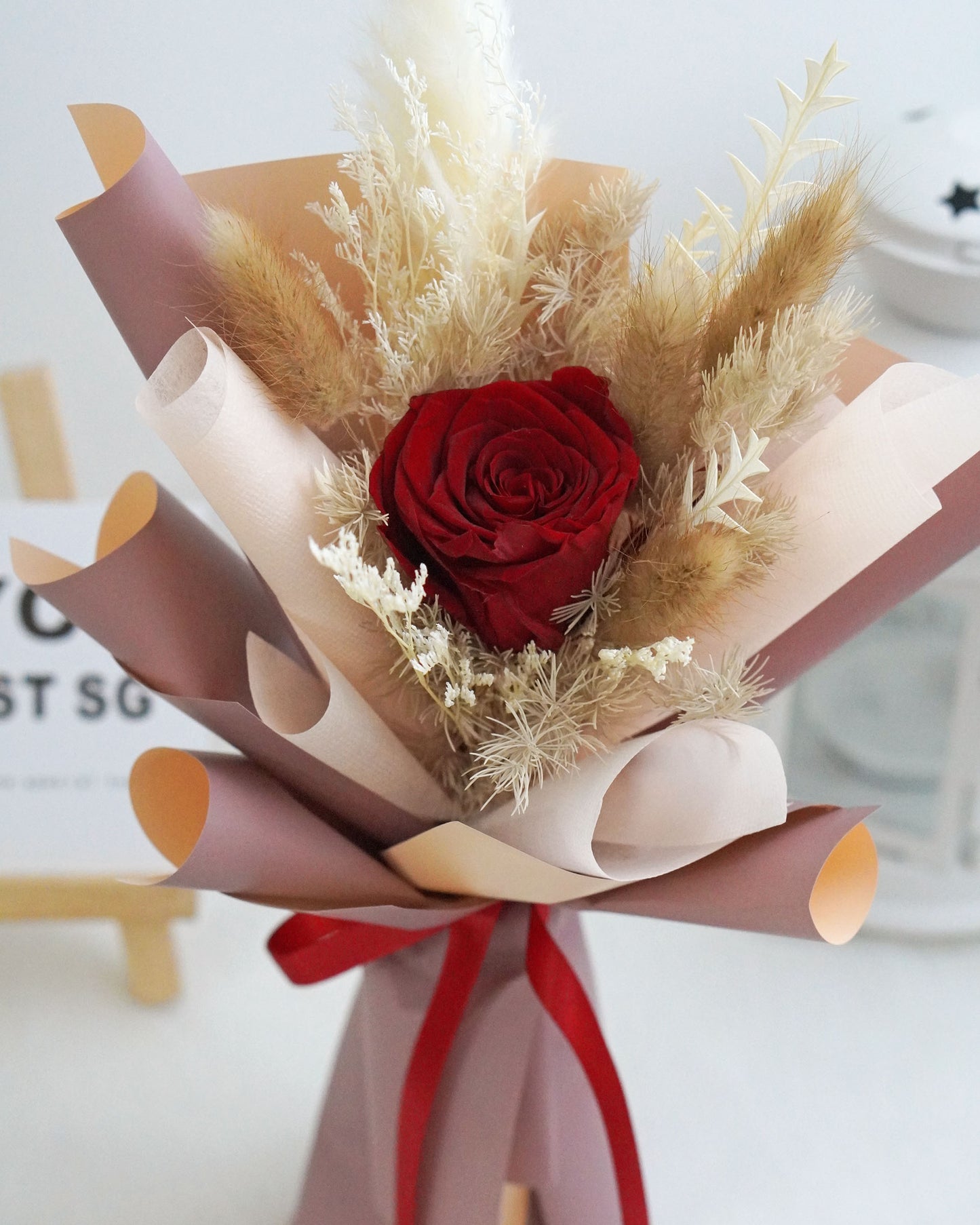 Preserved Flower Bouquet - Red Dot