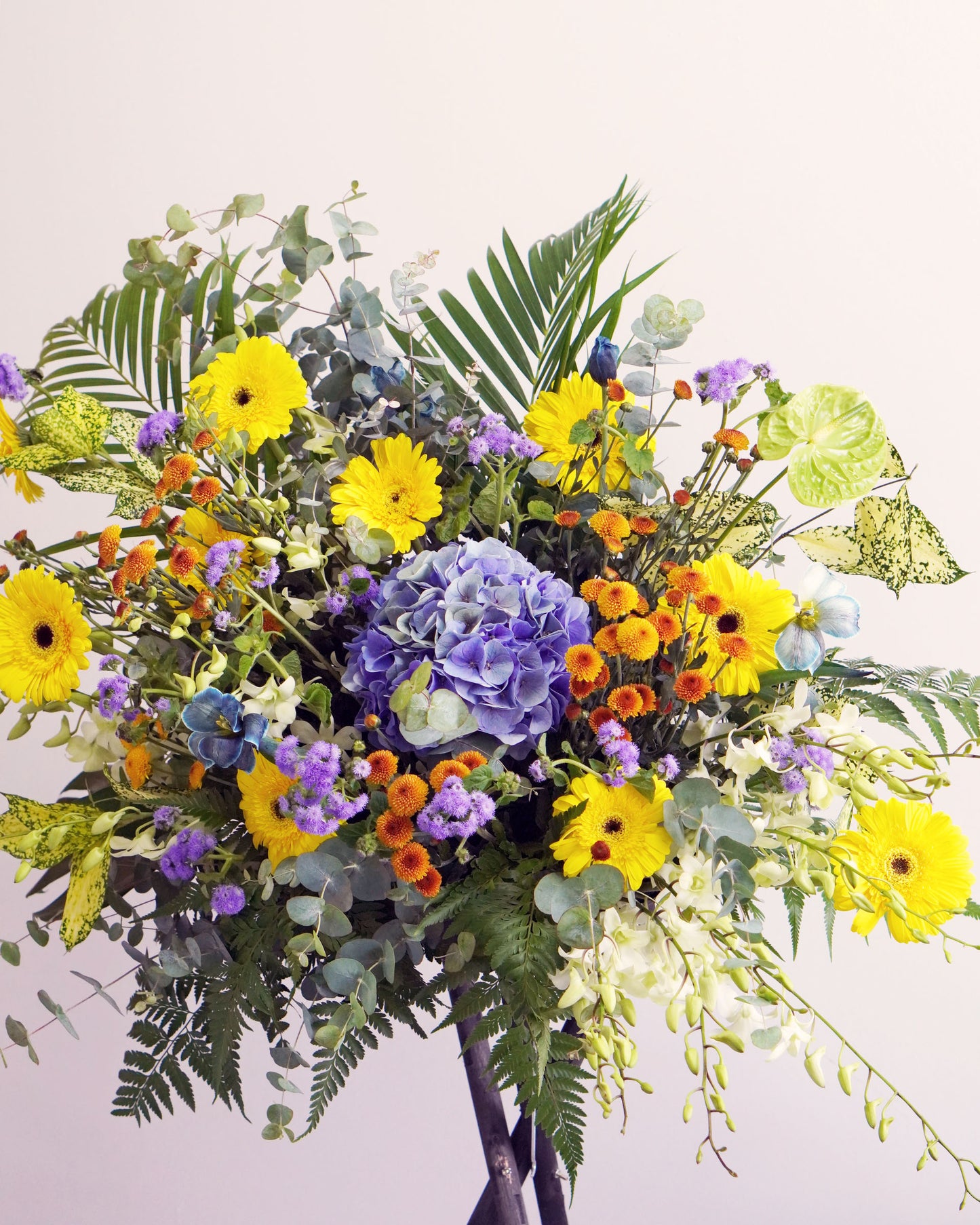 Grand Opening Flower Stand - Golden Opportunity