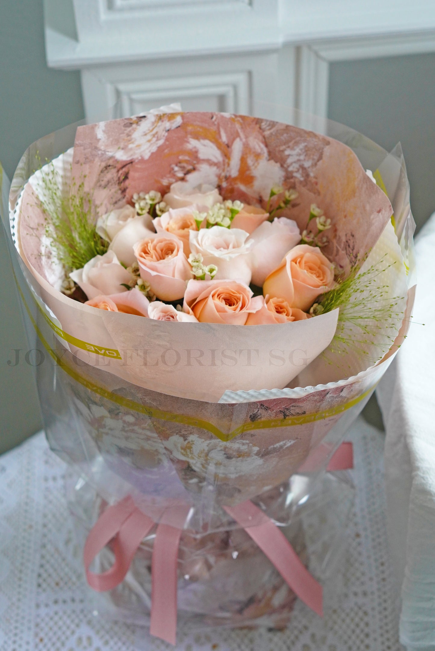 Rose Flower Bouquet - Libra & Champagne Roses