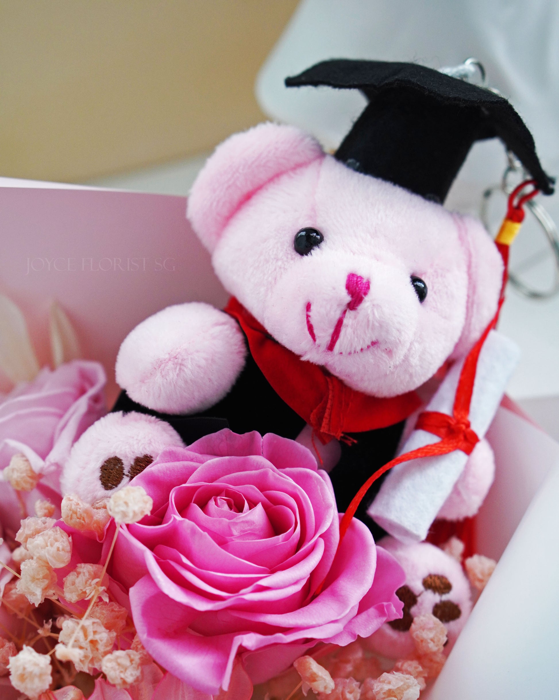 Preserved Graduation Flower Bouquet - Pink Cutie