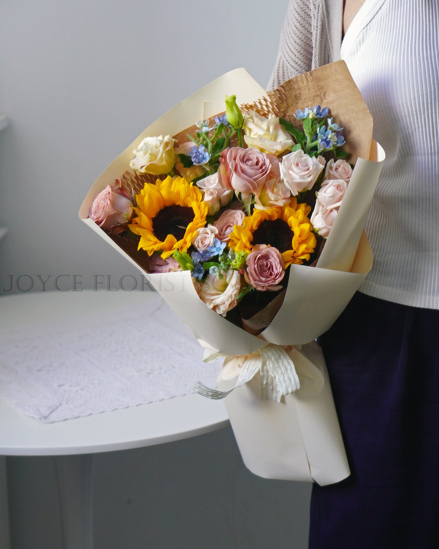 Hydrangea Flower Bouquet - Sunrose