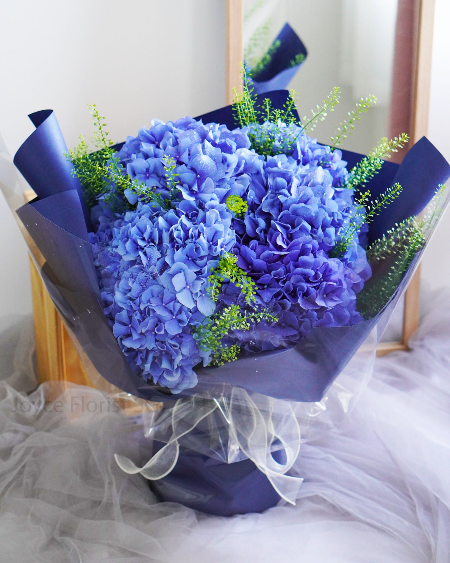 Hydrangea Flower Bouquet - Deep Blue