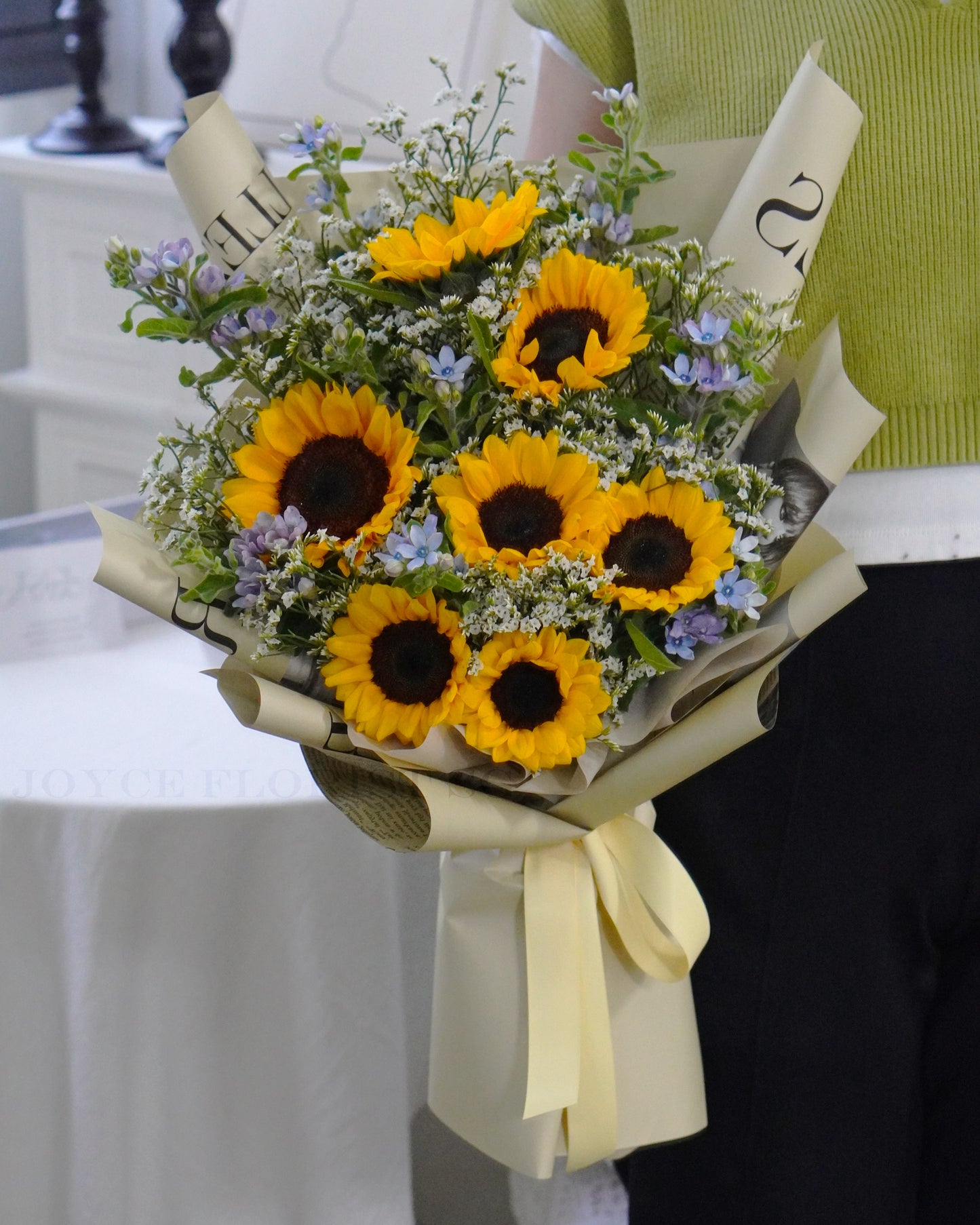 Sunflower Flower Bouquet - Helianthus