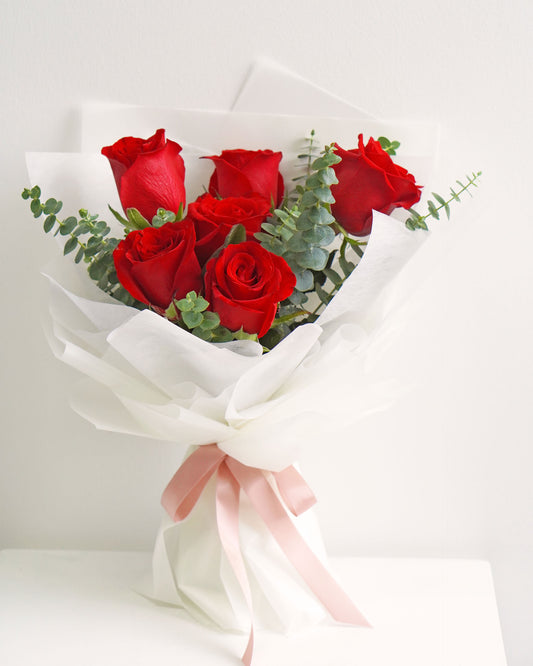 Rose Flower Bouquet - Love Me