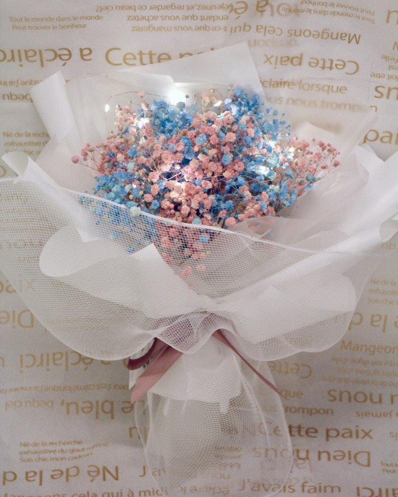 Dried Flower Bouquet - Diamond Darling