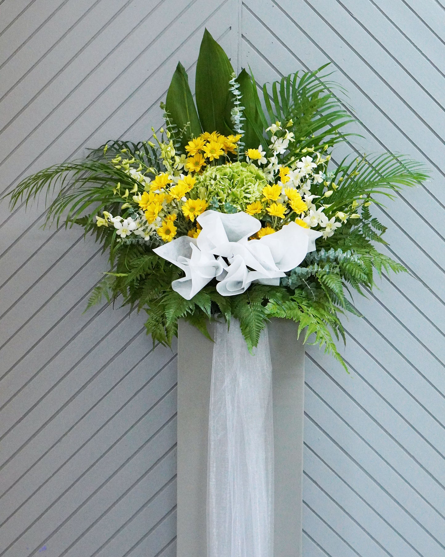 Condolence Flower Funeral Wreath - Rest In Heaven